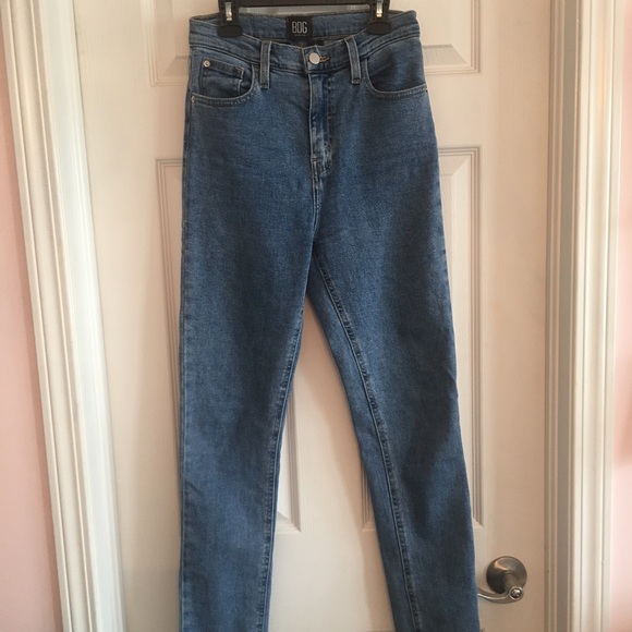 BDG high rise girlfriend jeans - open hem - Picture 5 of 11